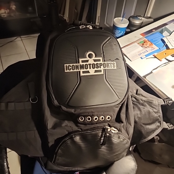 Iconmotorsports  motorcyclers backpack - Picture 3 of 4